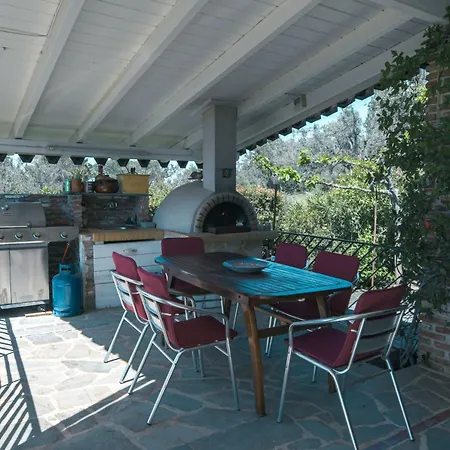 Holiday home - Ocean Panorama And Lush Gardens